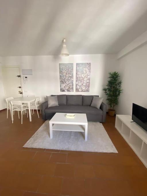 Acogedor Apartamento Centro Seville Exterior photo